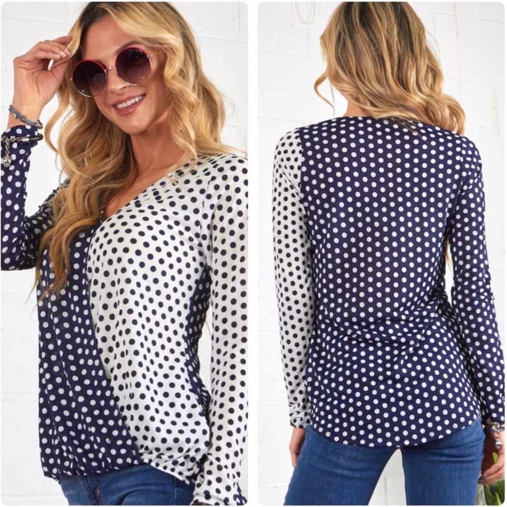 Flattering polkadot crisscross top in Navy & White